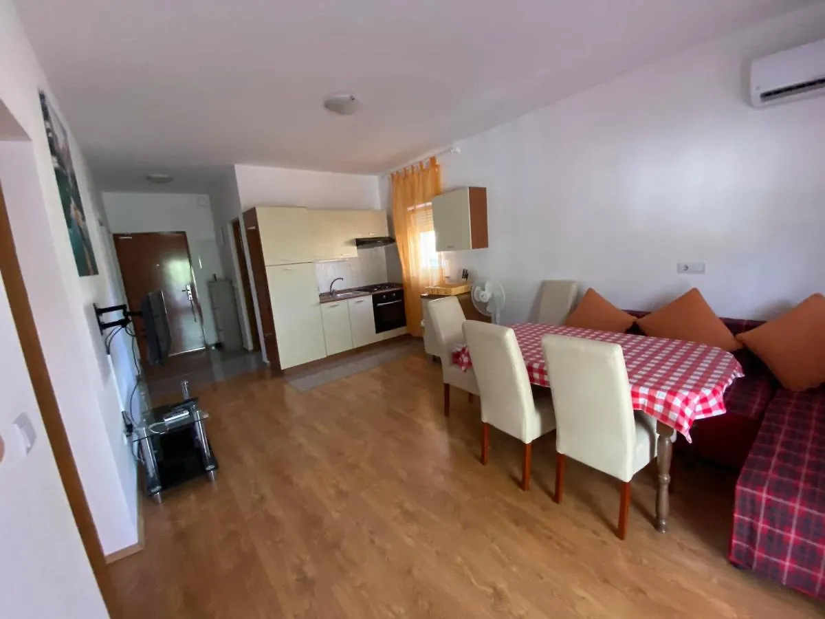 Renic Apartments ニン クロアチア